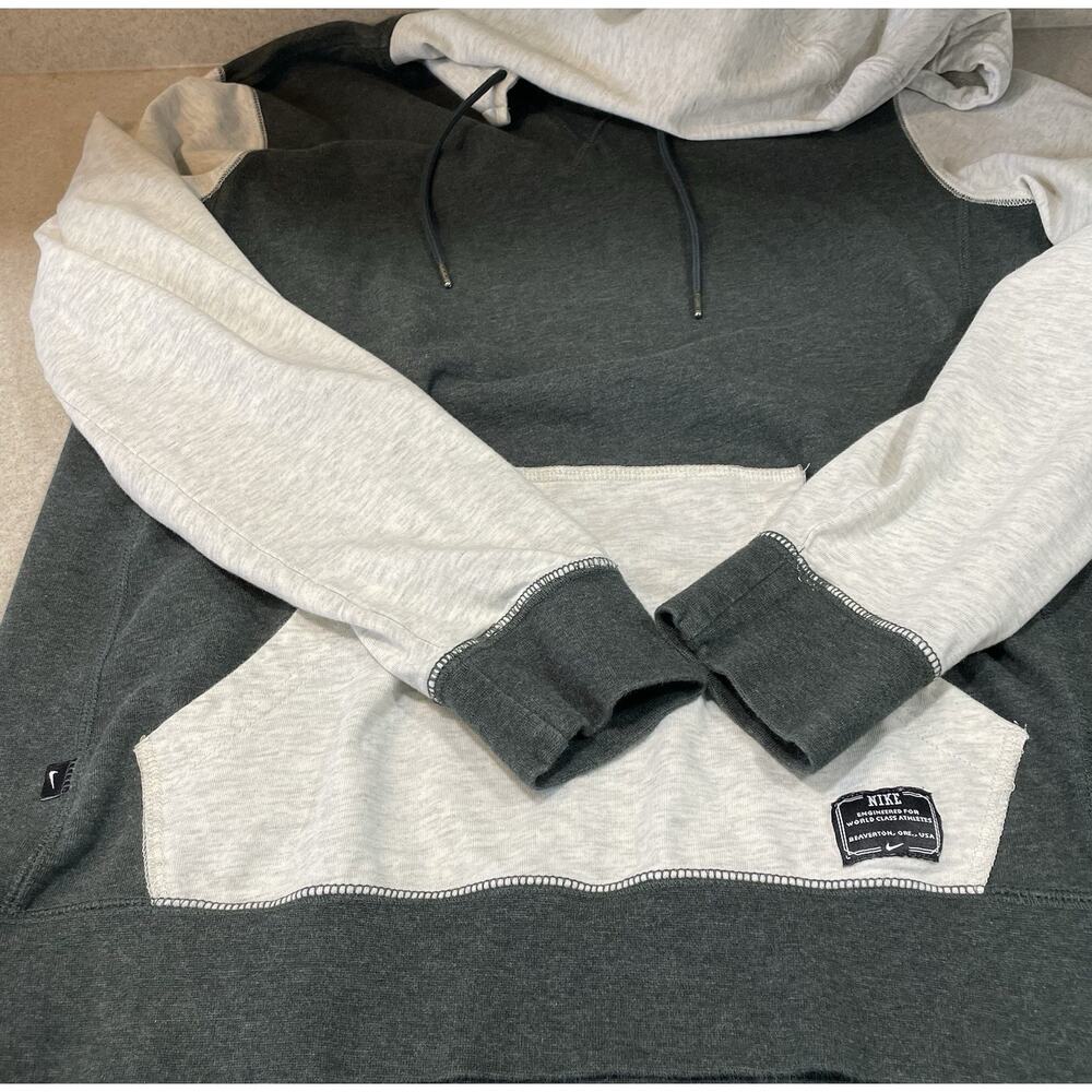 Nike Men’s Small Cream/Green Color Block Pullover Hoodie Drawstring Large Pouch - Picture 9 of 14